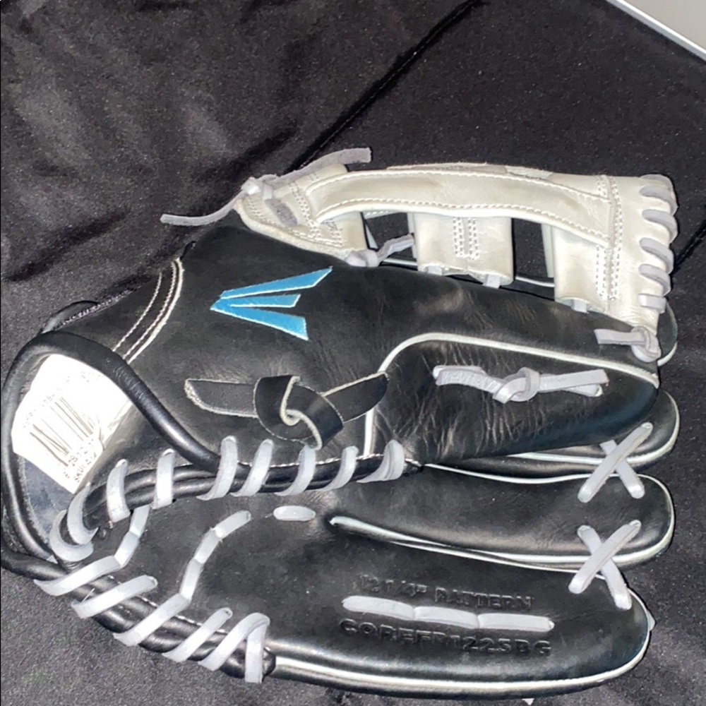 Easton Fastpitch Softball Glove